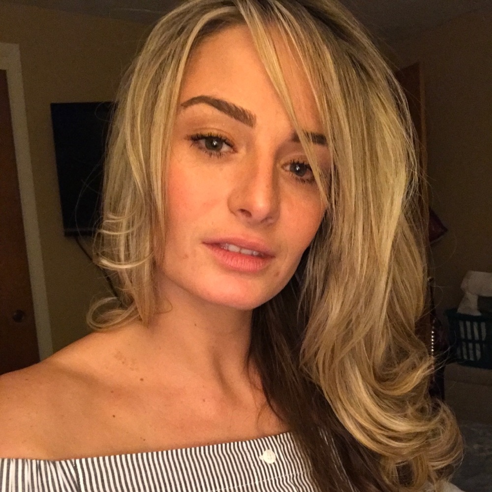 Meet your Posher, Jennifer